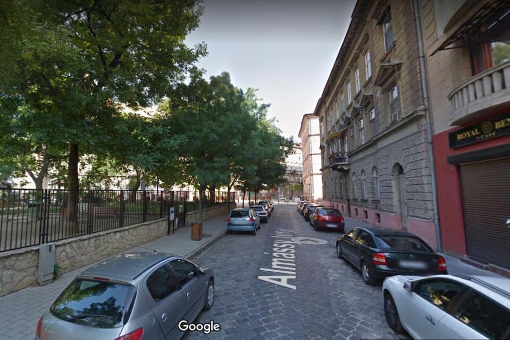 Central 30M2 A/C Apartment, 3 Min From Ny Cafe Budapest Luaran gambar