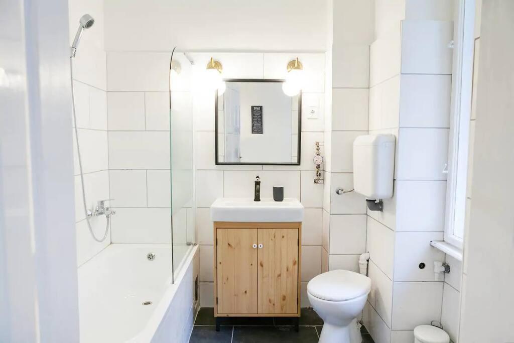 Central 30M2 A/C Apartment, 3 Min From Ny Cafe Budapest Luaran gambar